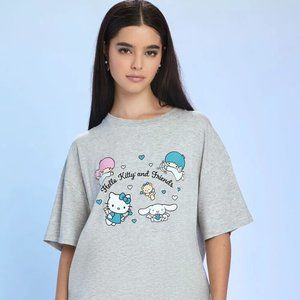 (SOLD) FOREVER 21 x Hello Kitty t-shirt dress